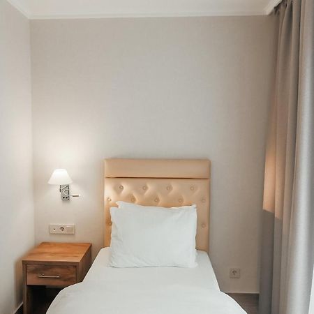 Amza Park Hotel Gagra Kültér fotó