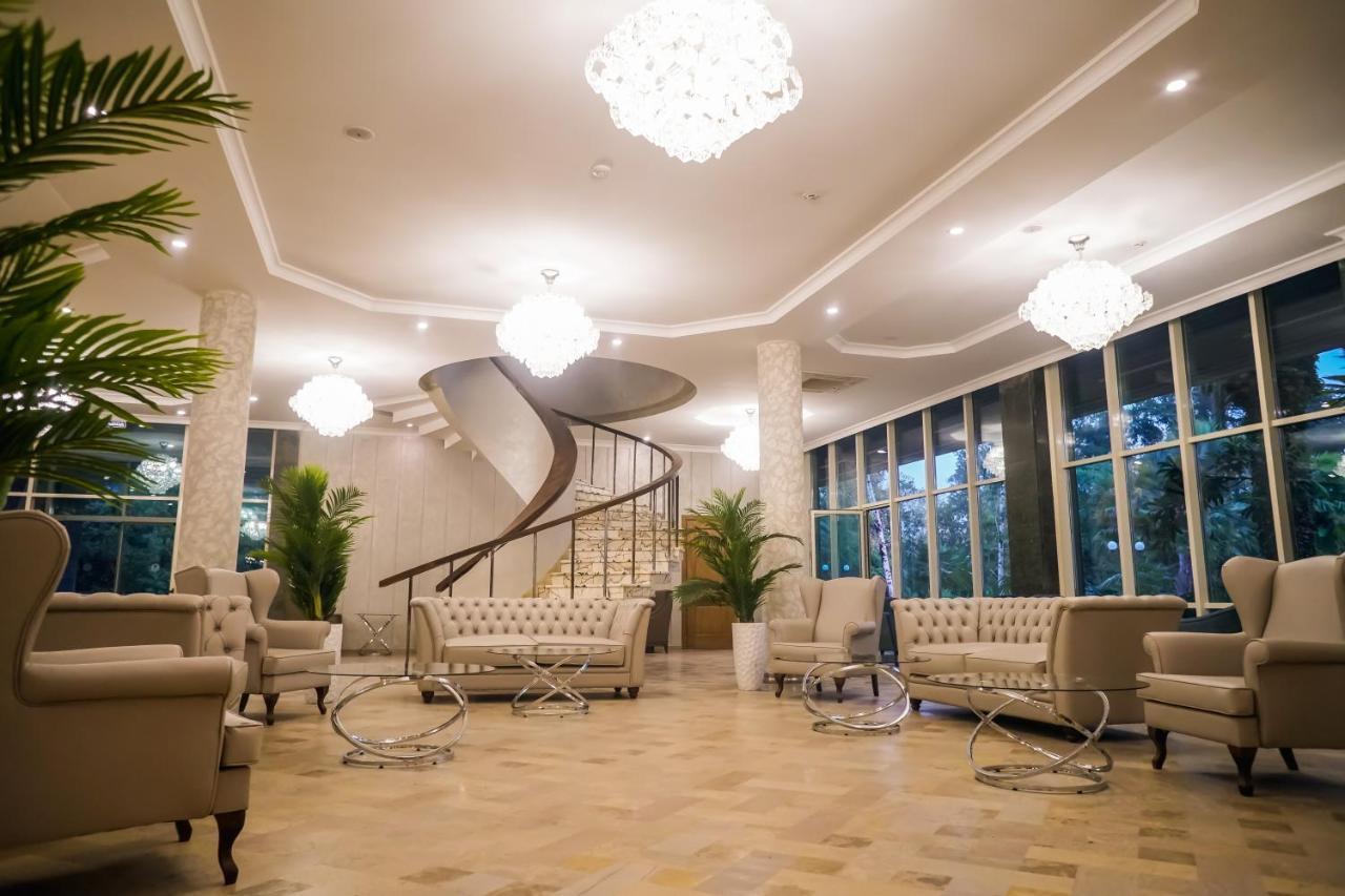 Amza Park Hotel Gagra Kültér fotó
