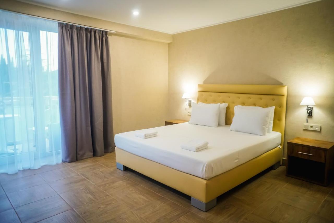 Amza Park Hotel Gagra Kültér fotó