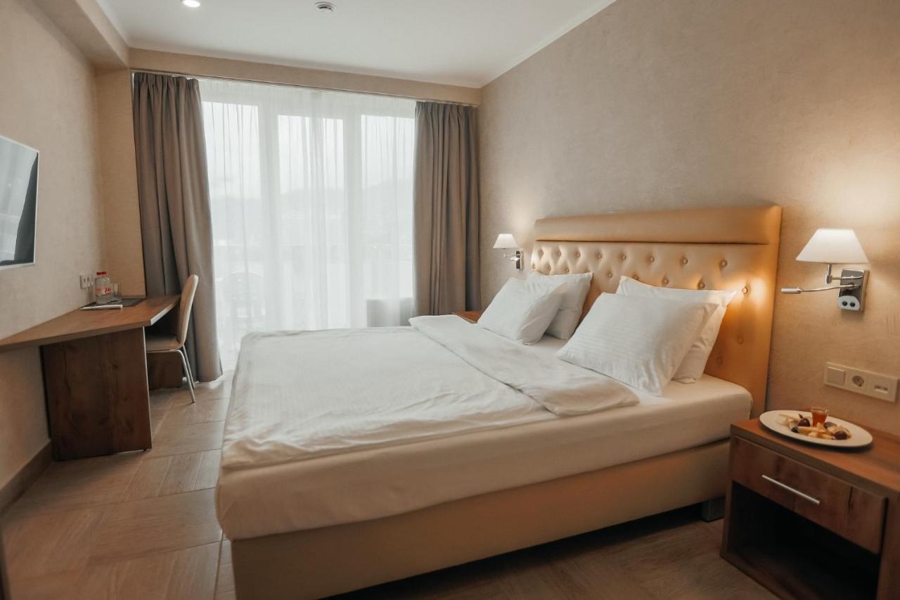 Amza Park Hotel Gagra Kültér fotó
