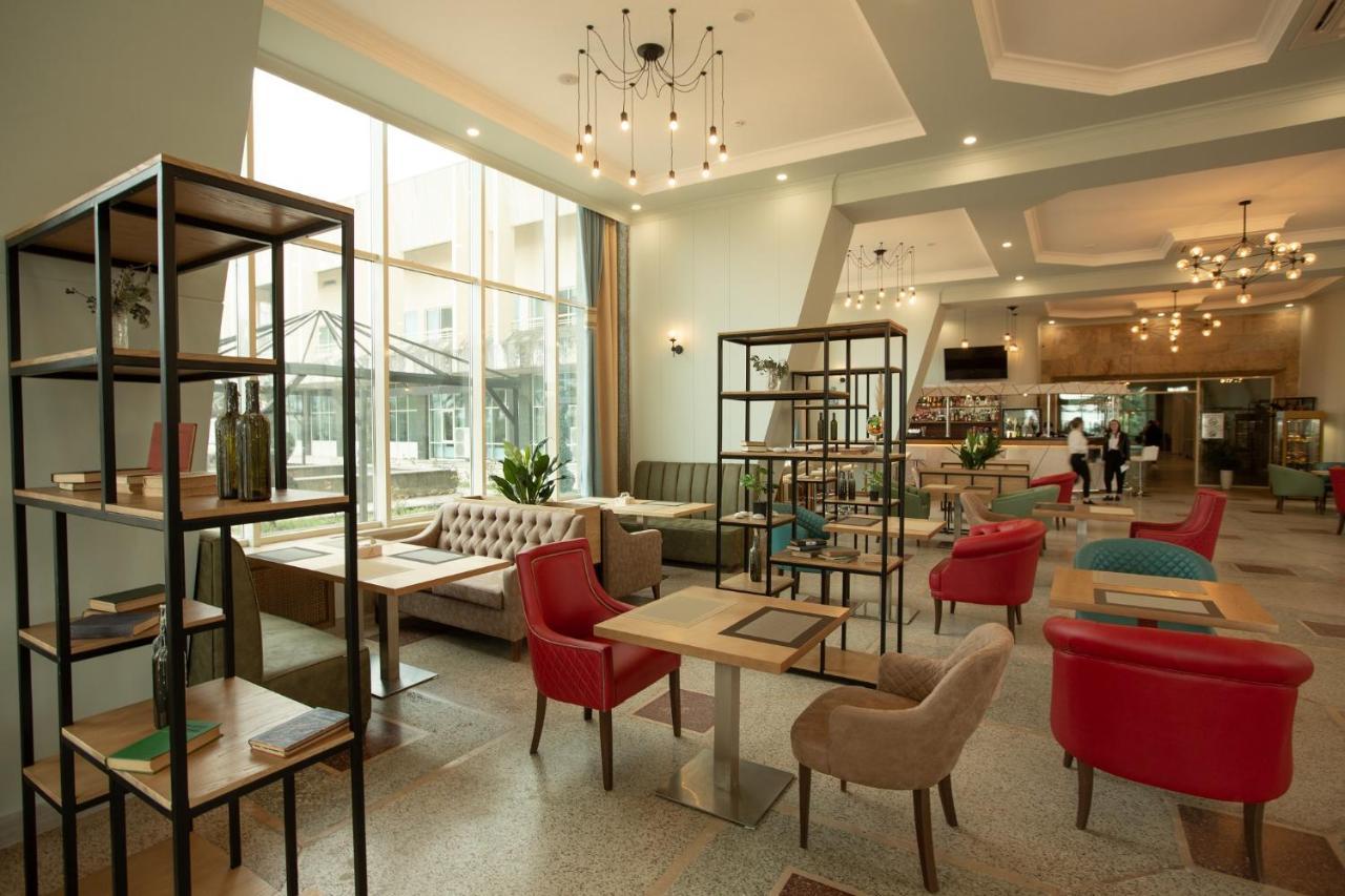 Amza Park Hotel Gagra Kültér fotó