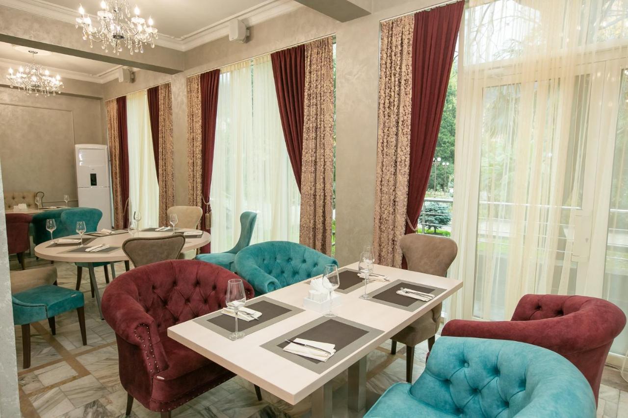 Amza Park Hotel Gagra Kültér fotó